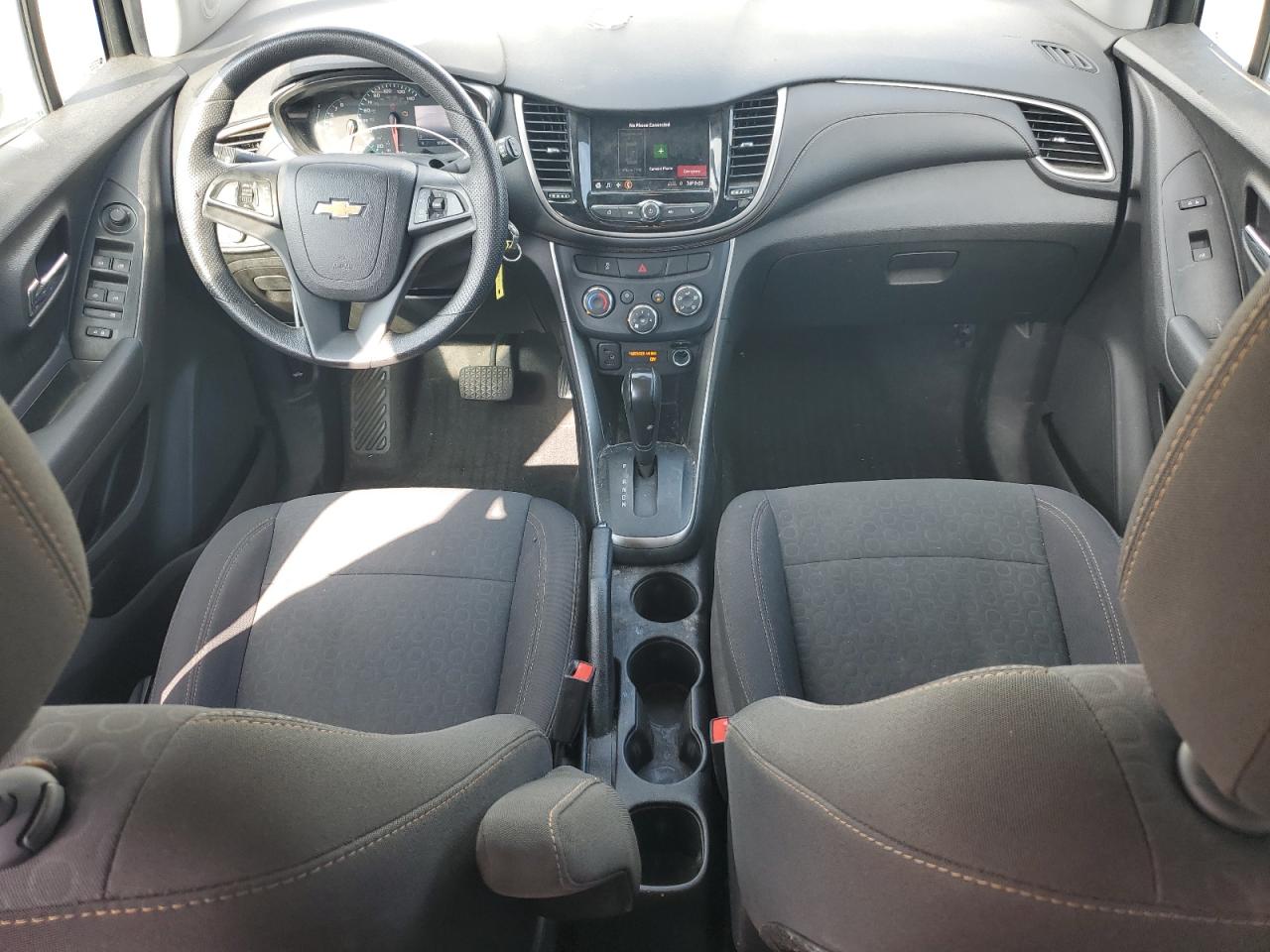 2020 Chevrolet Trax Ls VIN: 3GNCJKSB2LL284623 Lot: 65591665
