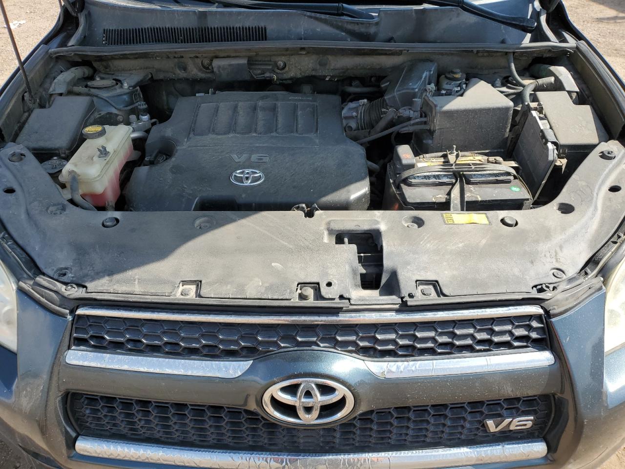 2010 Toyota Rav4 Limited VIN: JTMDK4DV2A5092550 Lot: 64509325