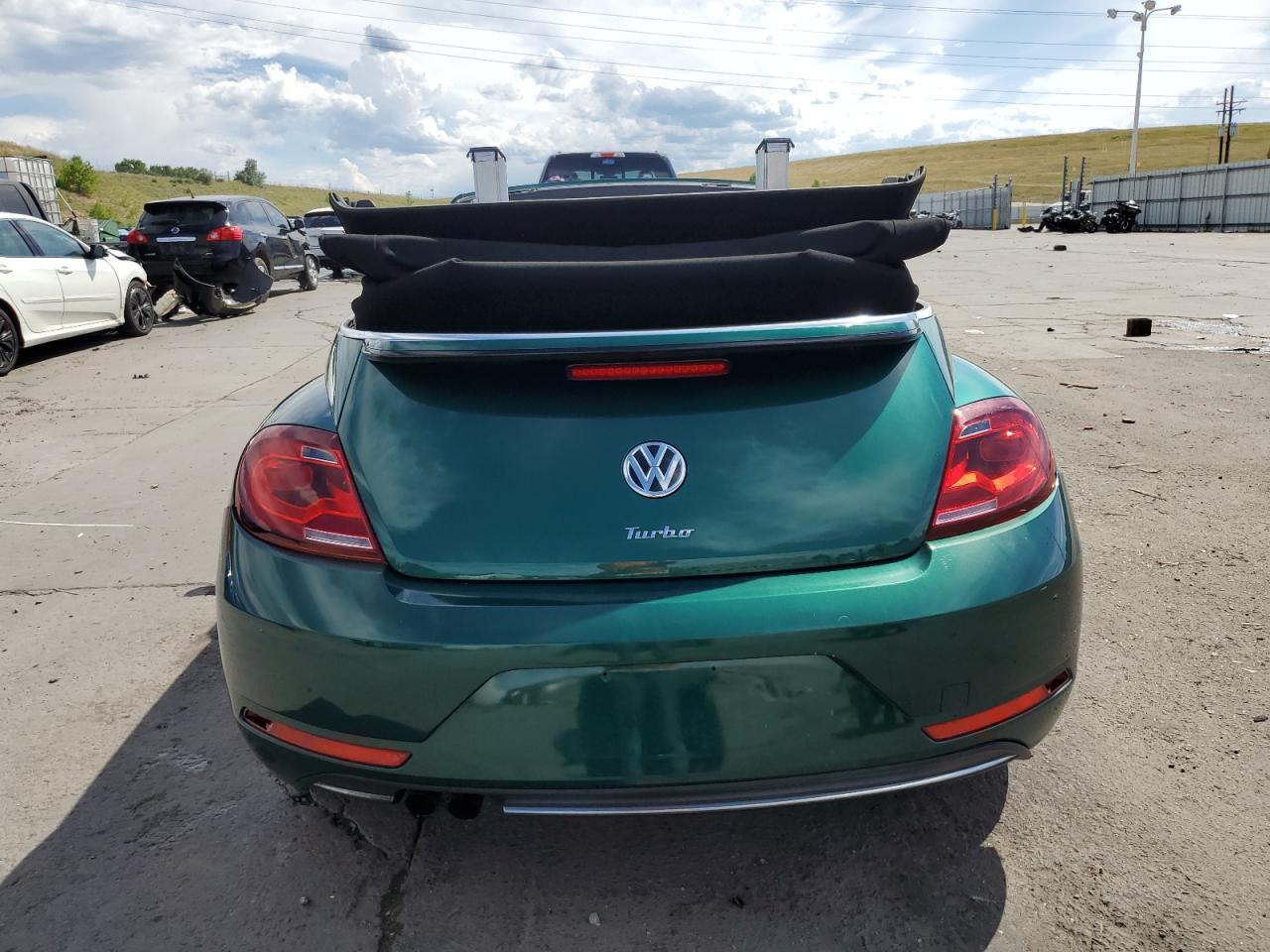 2017 Volkswagen Beetle S/Se VIN: 3VW517AT4HM819944 Lot: 63445215