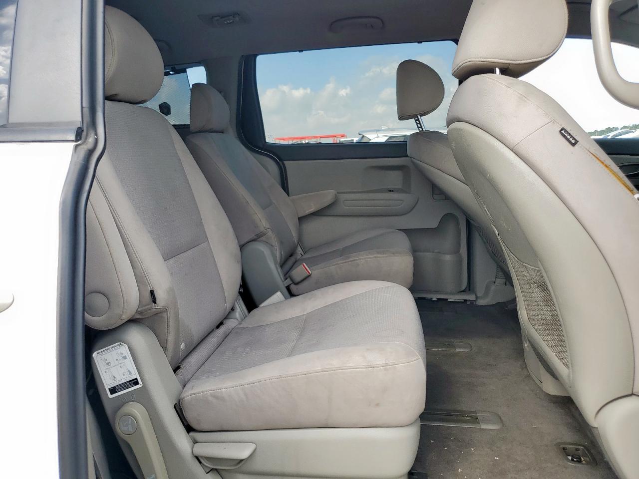2016 Kia Sedona Lx VIN: KNDMB5C19G6151584 Lot: 64854625