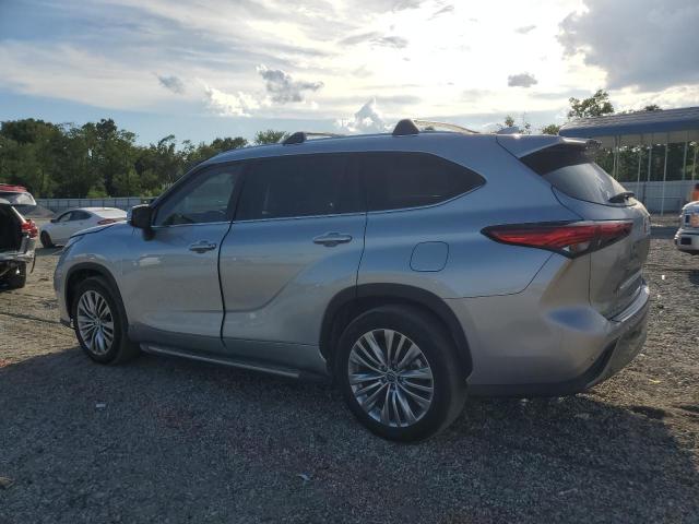  TOYOTA HIGHLANDER 2022 Silver