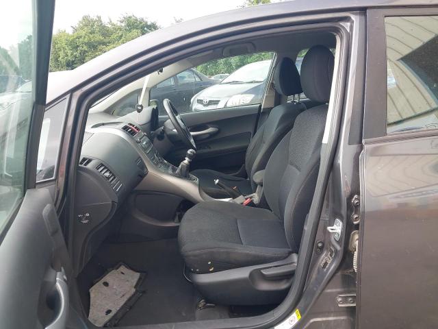 2012 TOYOTA AURIS
