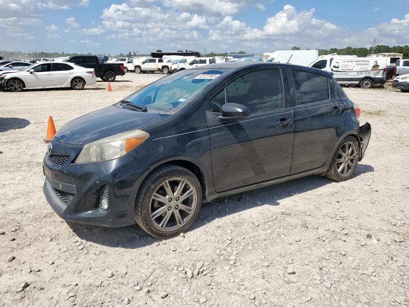  TOYOTA YARIS 2013 Czarny