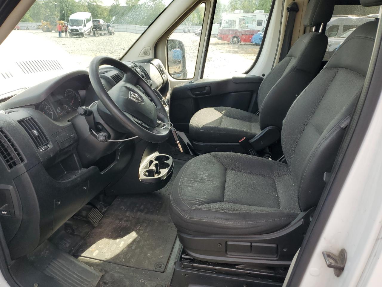 2015 Ram Promaster 2500 2500 High VIN: 3C6TRVDG0FE518799 Lot: 63278895