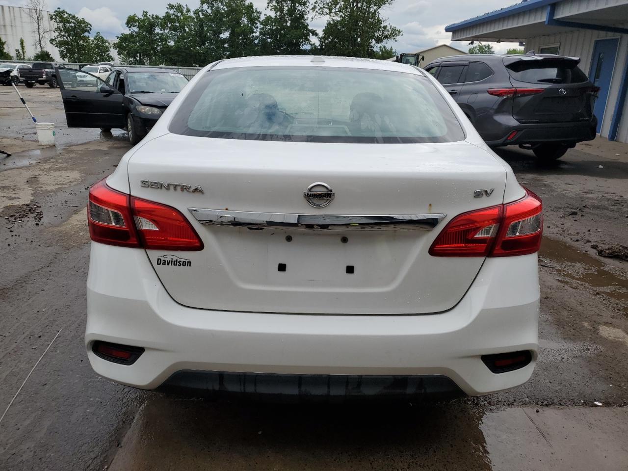 2018 Nissan Sentra S VIN: 3N1AB7AP6JL650946 Lot: 65406915