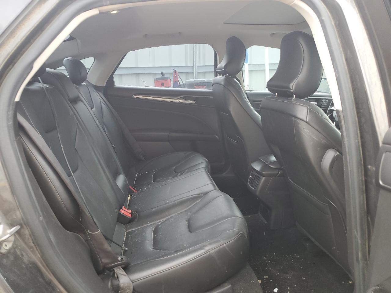 2016 Ford Fusion Titanium VIN: 3FA6P0K96GR172647 Lot: 65331085