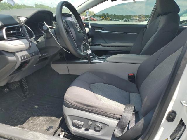  TOYOTA CAMRY 2021 Белы