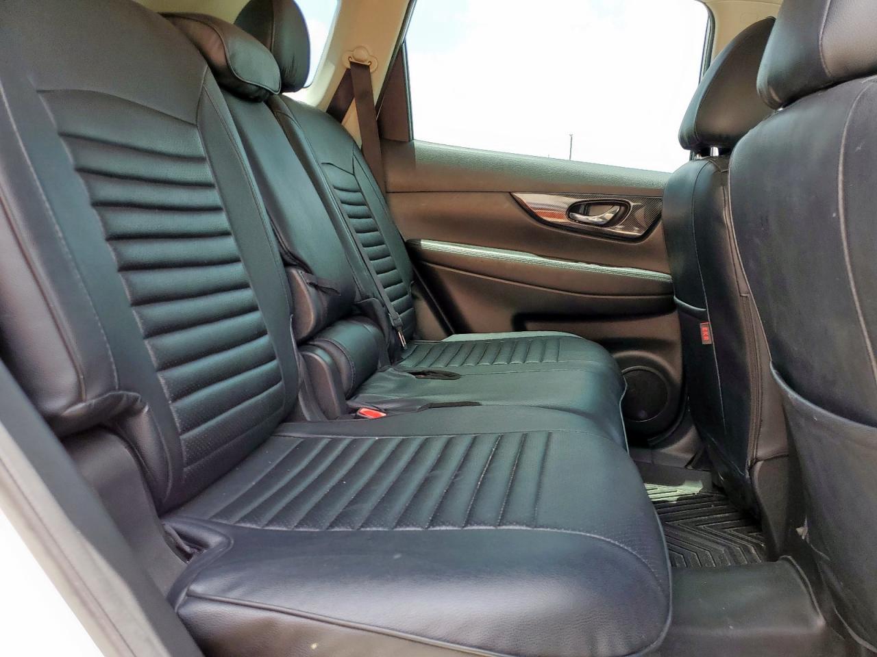 2017 Nissan Rogue S VIN: JN8AT2MT9HW137768 Lot: 64882785