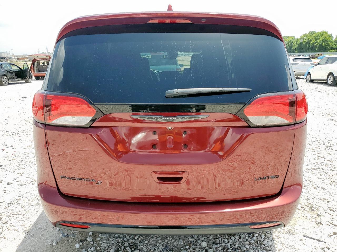 2018 Chrysler Pacifica Limited VIN: 2C4RC1GG3JR259841 Lot: 63647825