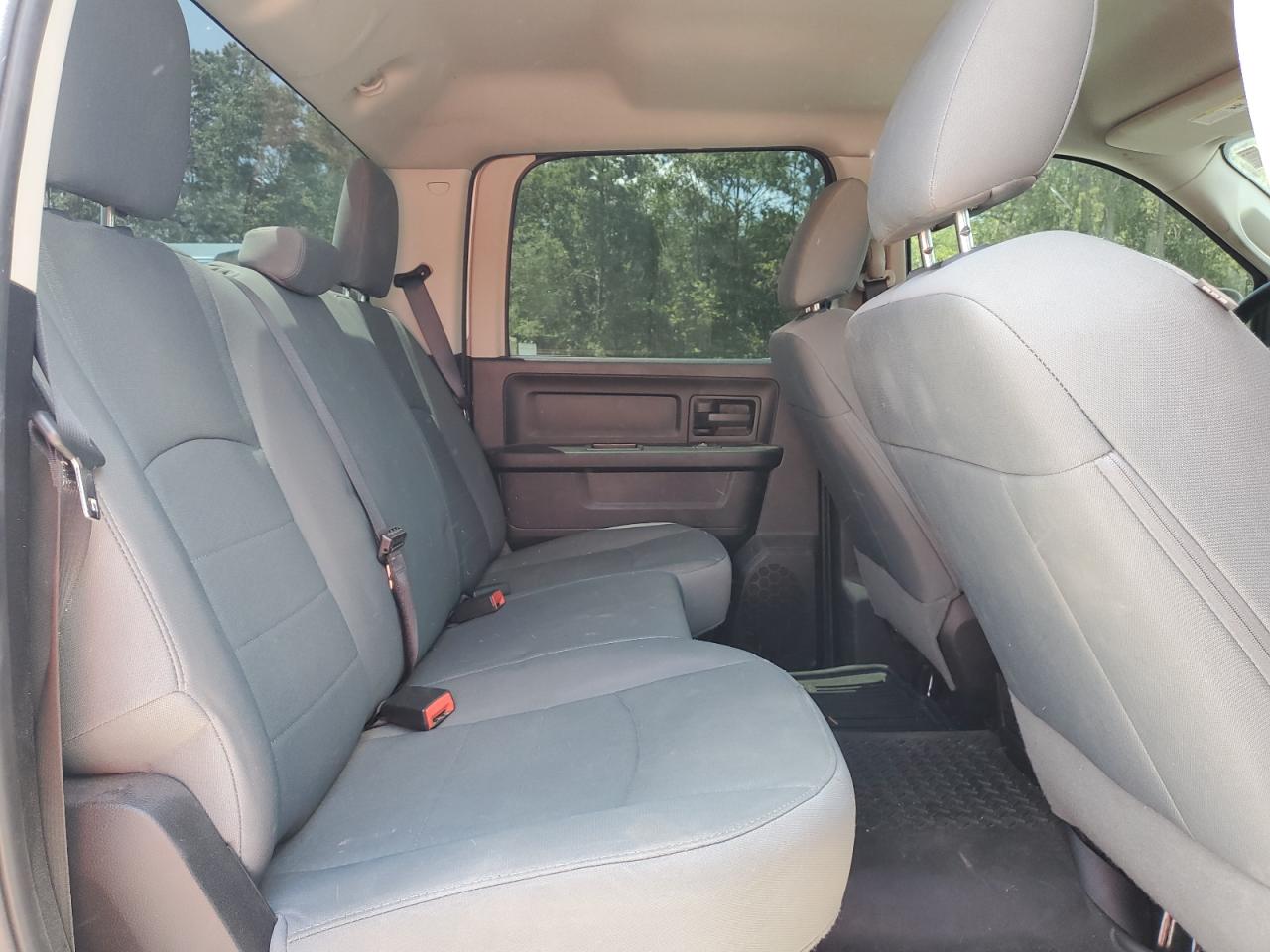 2017 Ram 1500 St VIN: 1C6RR7KT3HS625612 Lot: 63370125