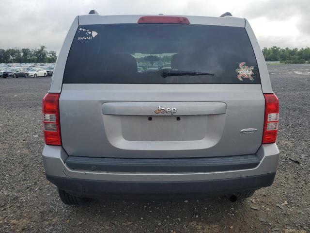  JEEP PATRIOT 2016 Srebrny