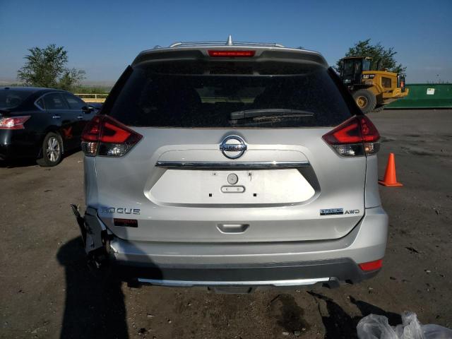  NISSAN ROGUE 2019 Srebrny