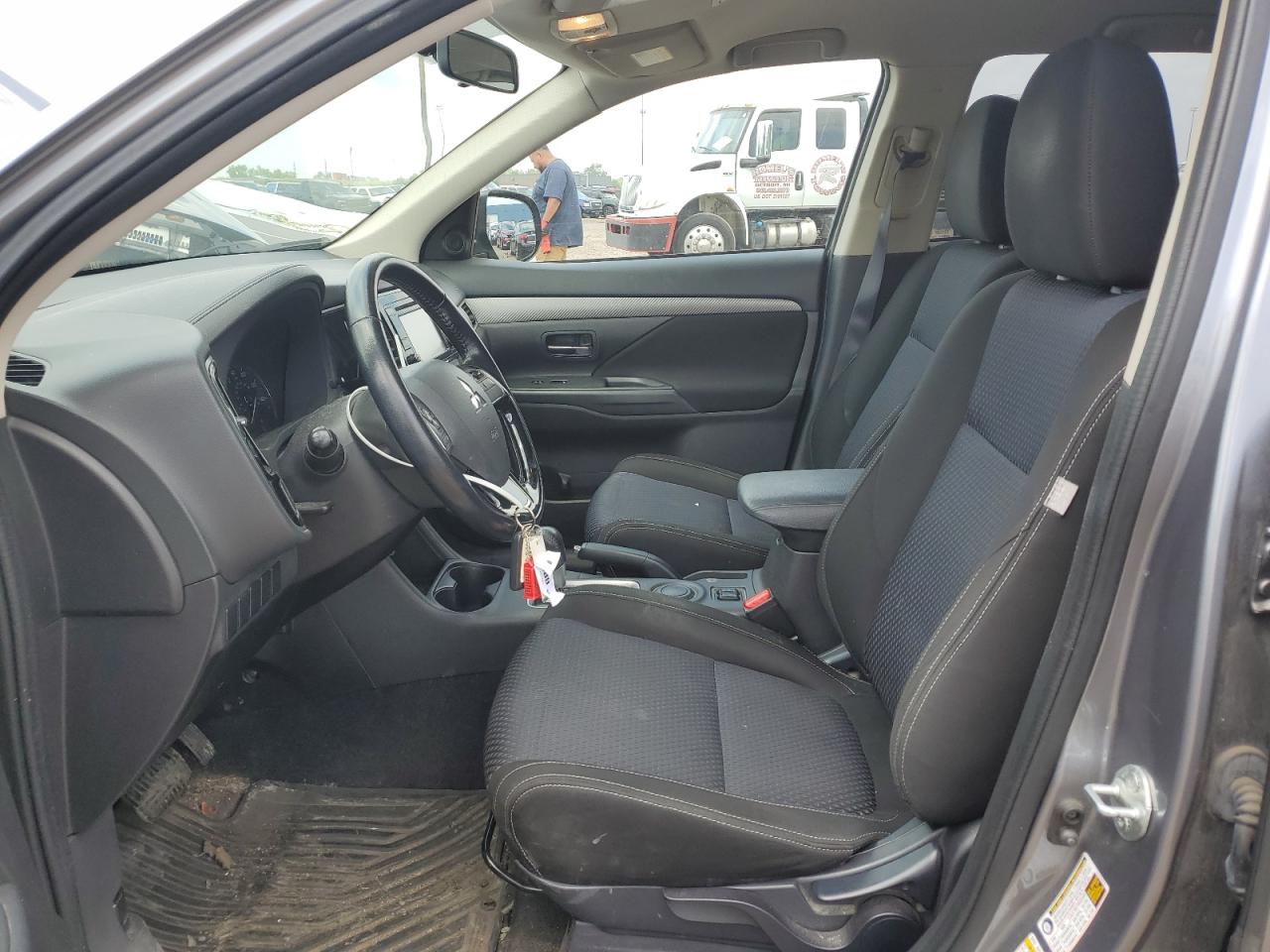 2016 Mitsubishi Outlander Se VIN: JA4AD3A31GZ003167 Lot: 63624705