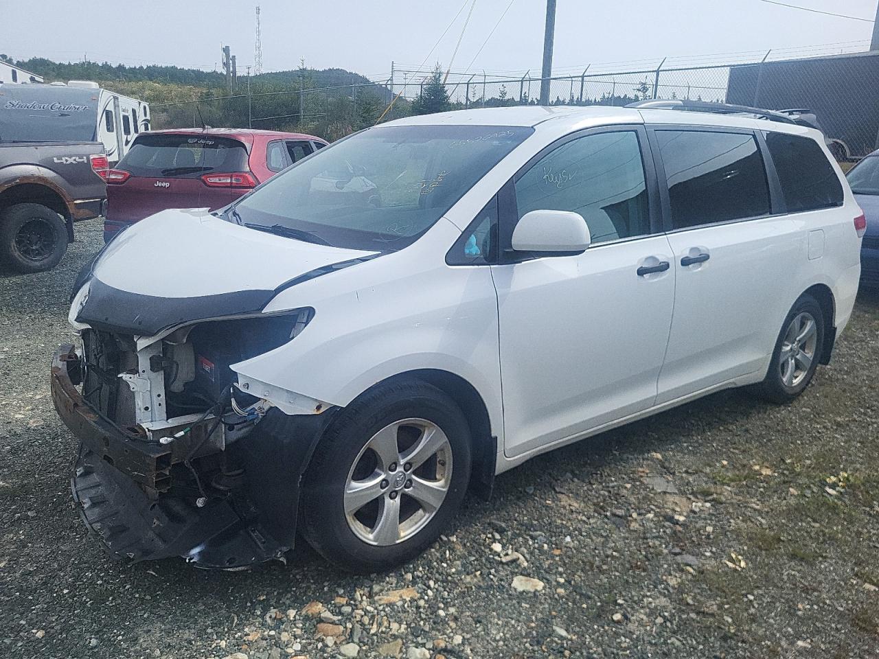 2013 Toyota Sienna VIN: 5TDZK3DC1DS379049 Lot: 65576925