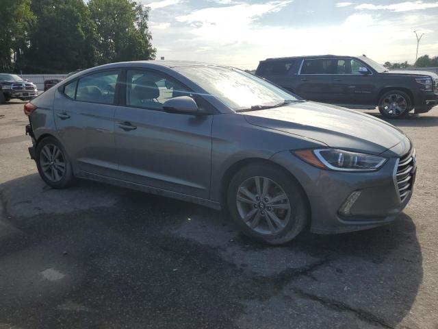  HYUNDAI ELANTRA 2018 Szary