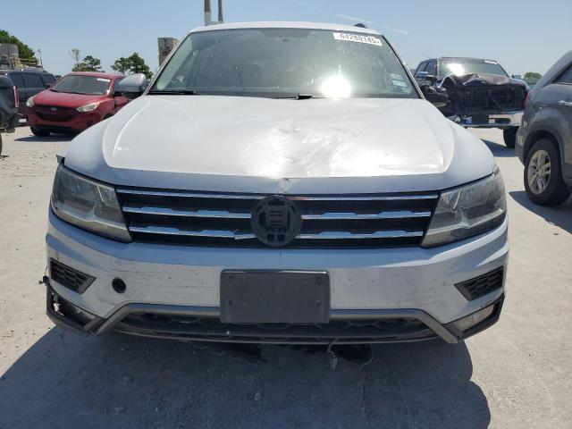  VOLKSWAGEN TIGUAN 2018 Белы