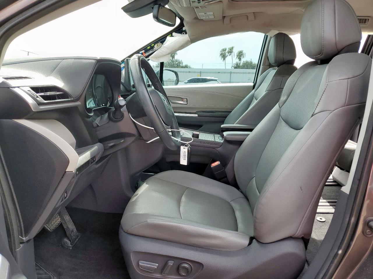 2021 Toyota Sienna Xle VIN: 5TDYRKEC6MS028816 Lot: 64242285