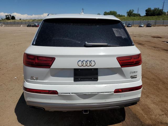 Parquets AUDI Q7 2017 White