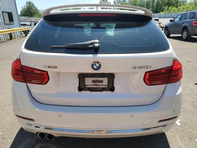  BMW 3 SERIES 2017 Белы