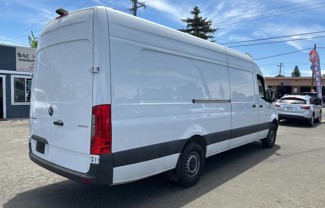  MERCEDES-BENZ SPRINTER 2024 Белы