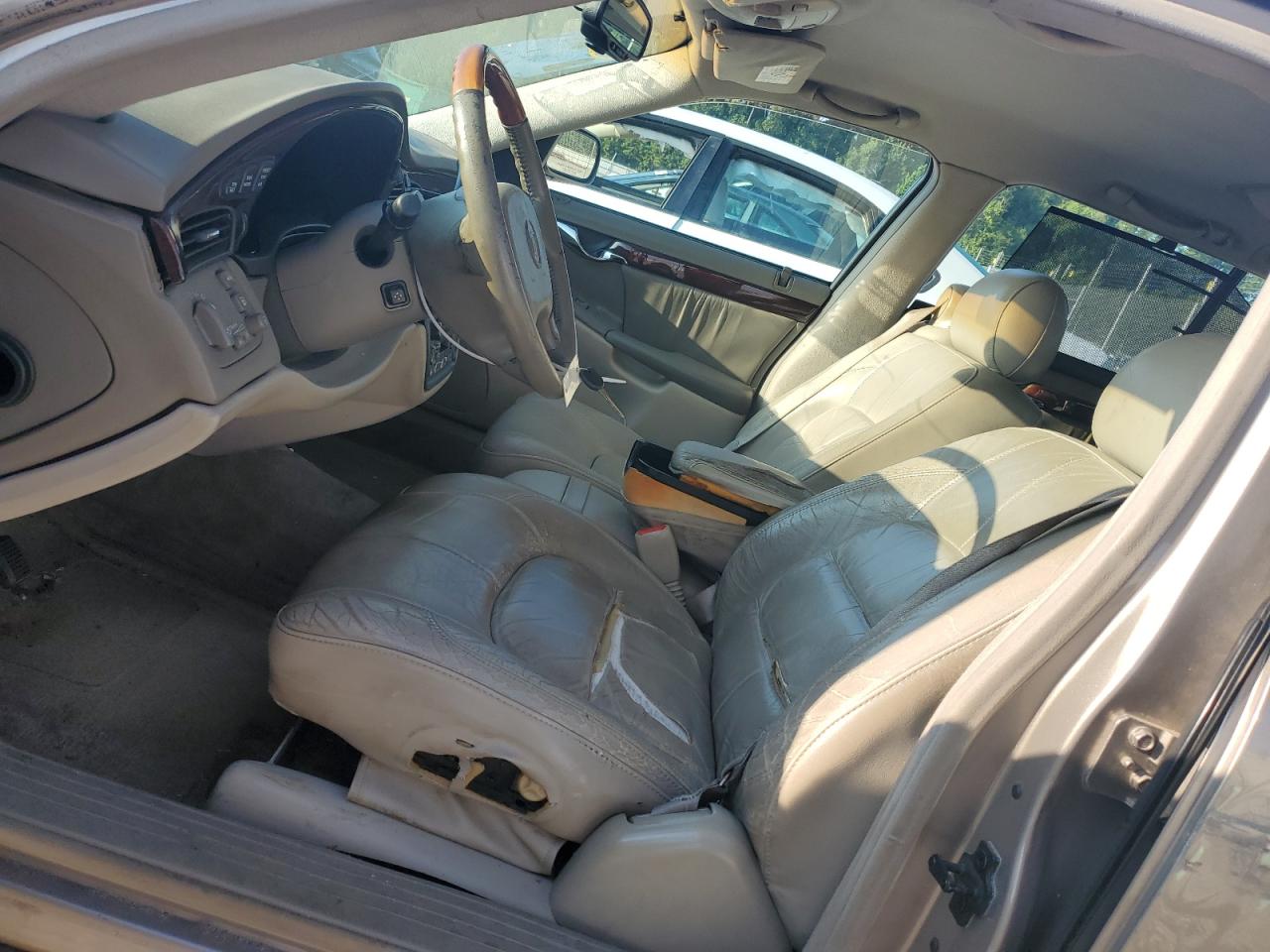 2002 Cadillac Deville Dhs VIN: 1G6KE57YX2U178595 Lot: 63981905