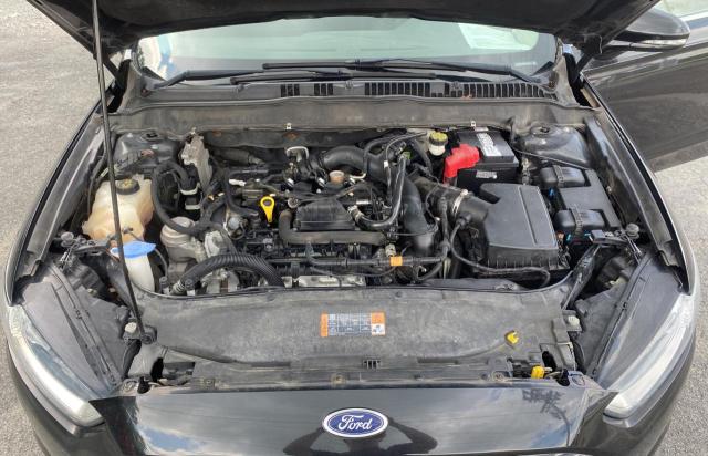 Sedans FORD FUSION 2015 Czarny