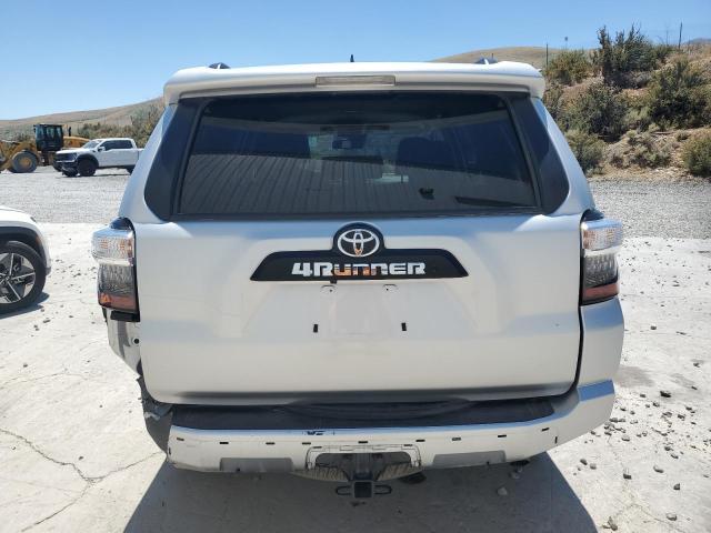 TOYOTA 4RUNNER 2024 Srebrny