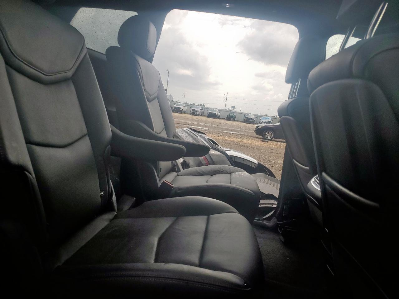2020 Cadillac Xt6 Premium Luxury VIN: 1GYKPCRS8LZ102313 Lot: 63529665