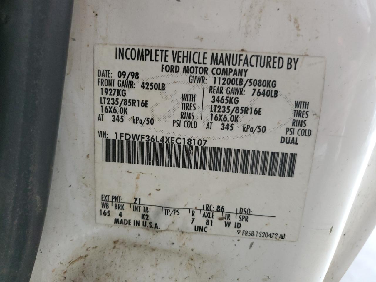 1999 Ford F350 Super Duty VIN: 1FDWF36L4XEC18107 Lot: 64217505