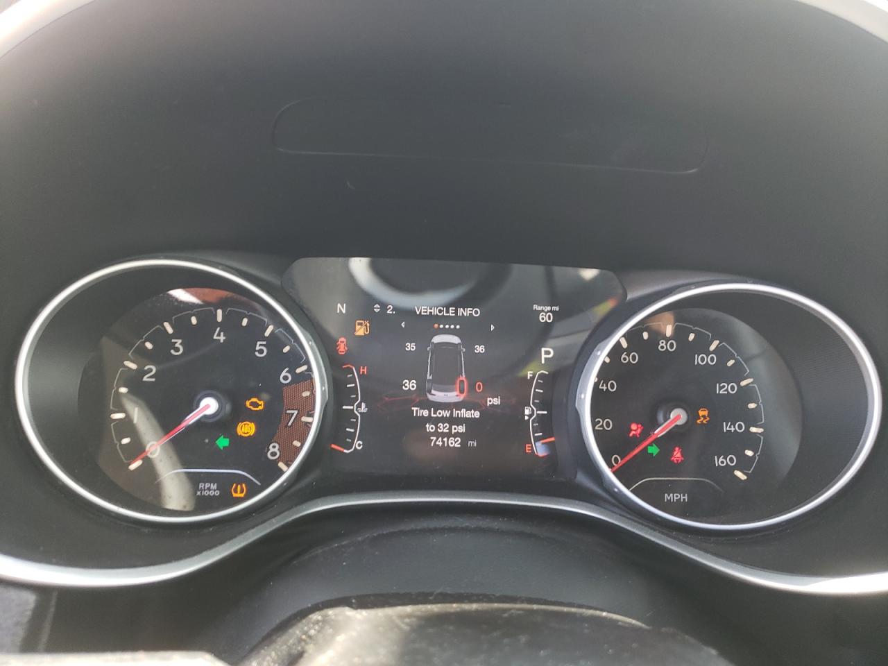 2018 Jeep Compass Sport VIN: 3C4NJCAB0JT211286 Lot: 64968555