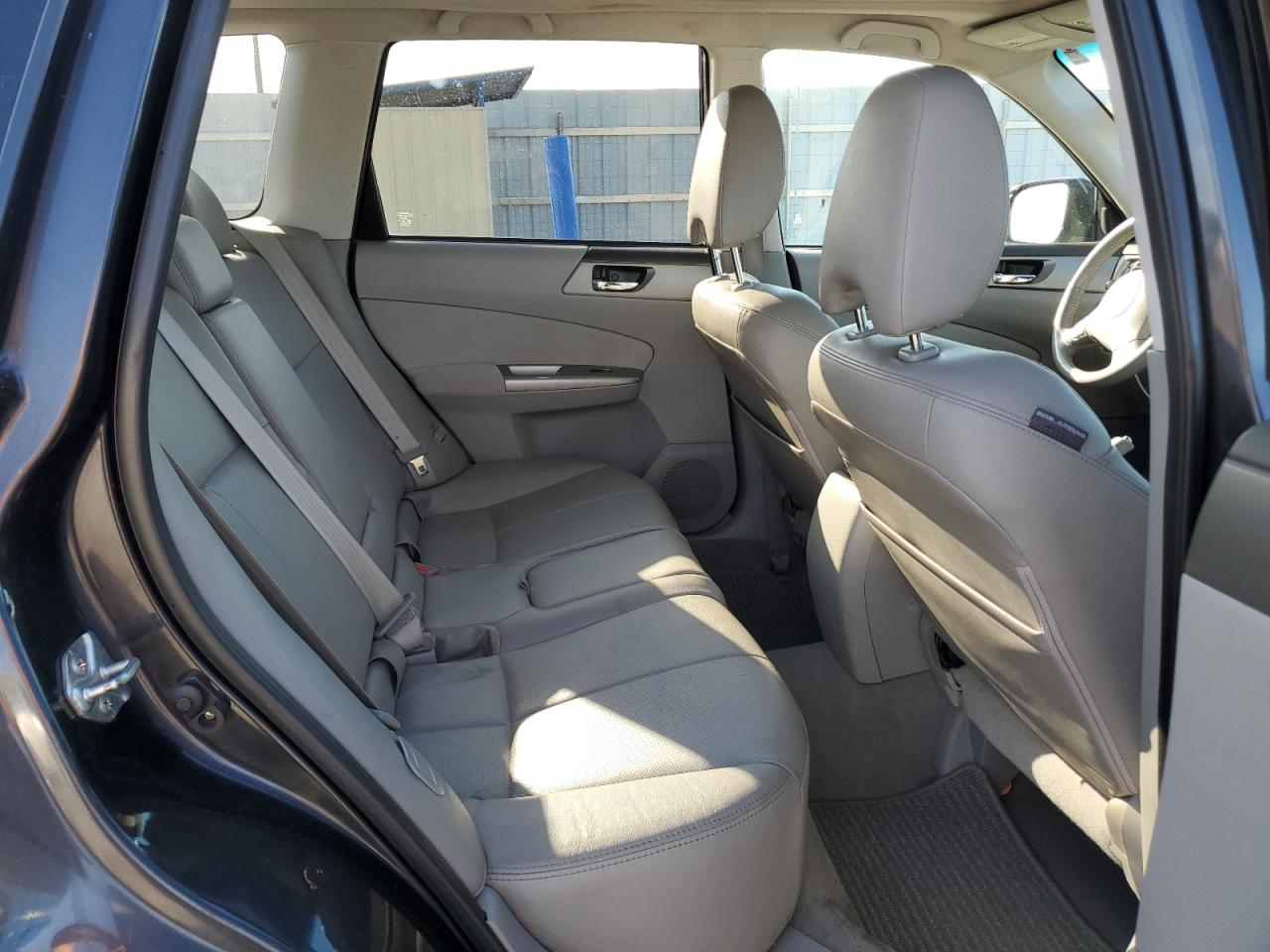 2010 Subaru Forester 2.5X Limited VIN: JF2SH6DC2AH737620 Lot: 63106745