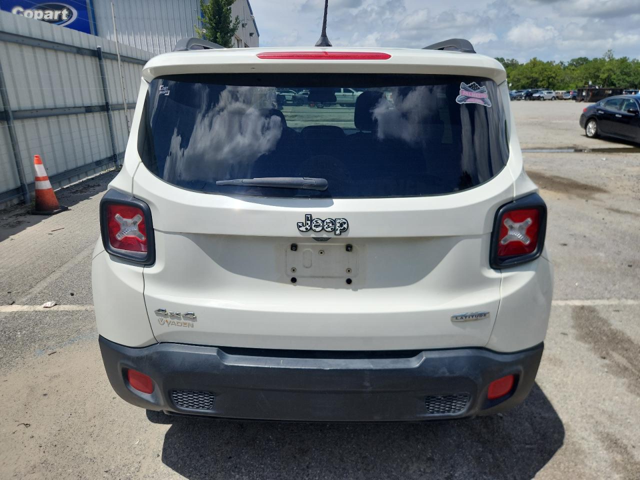 2017 Jeep Renegade Latitude VIN: ZACCJBBB1HPE86568 Lot: 65138465