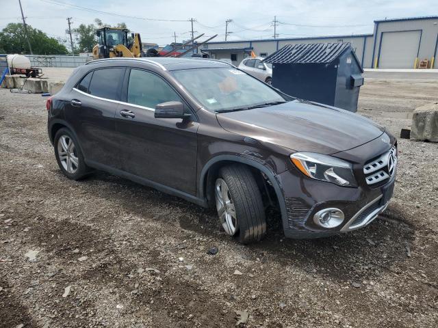  MERCEDES-BENZ GLA-CLASS 2018 Brązowy