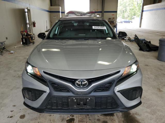  TOYOTA CAMRY 2022 Silver