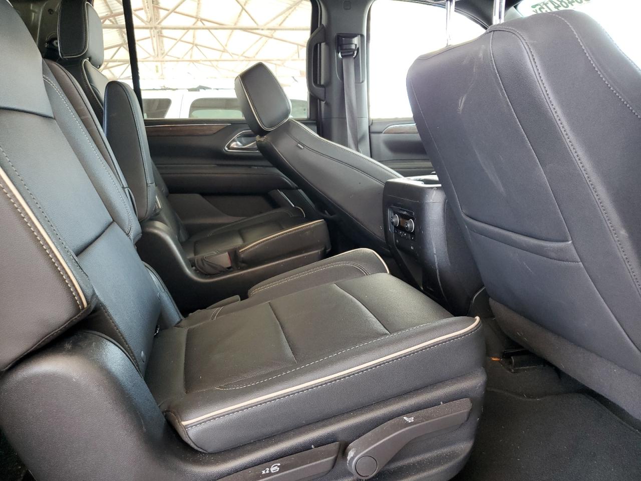 2023 Chevrolet Suburban K1500 Premier VIN: 1GNSKFKD0PR276231 Lot: 63648415