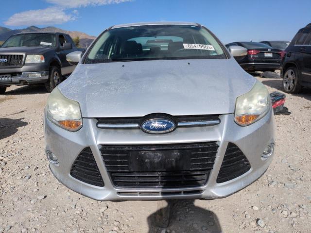 Sedans FORD FOCUS 2012 Silver