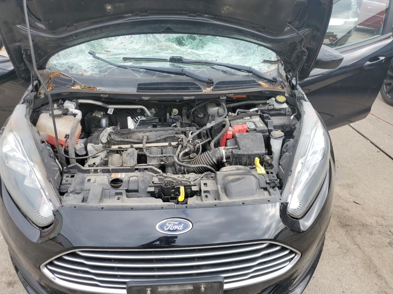 3FADP4BJ1JM121554 2018 Ford Fiesta Se