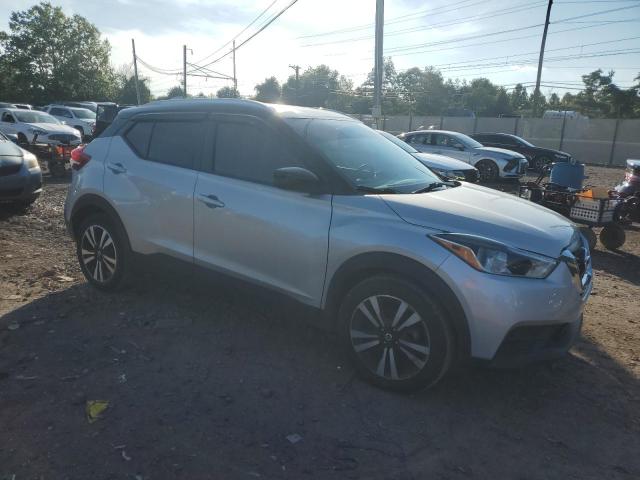  NISSAN KICKS 2019 Srebrny