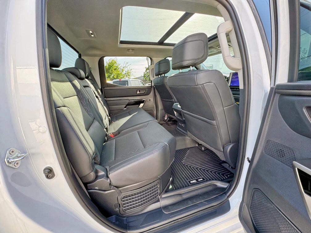  TOYOTA TUNDRA 2024 Biały