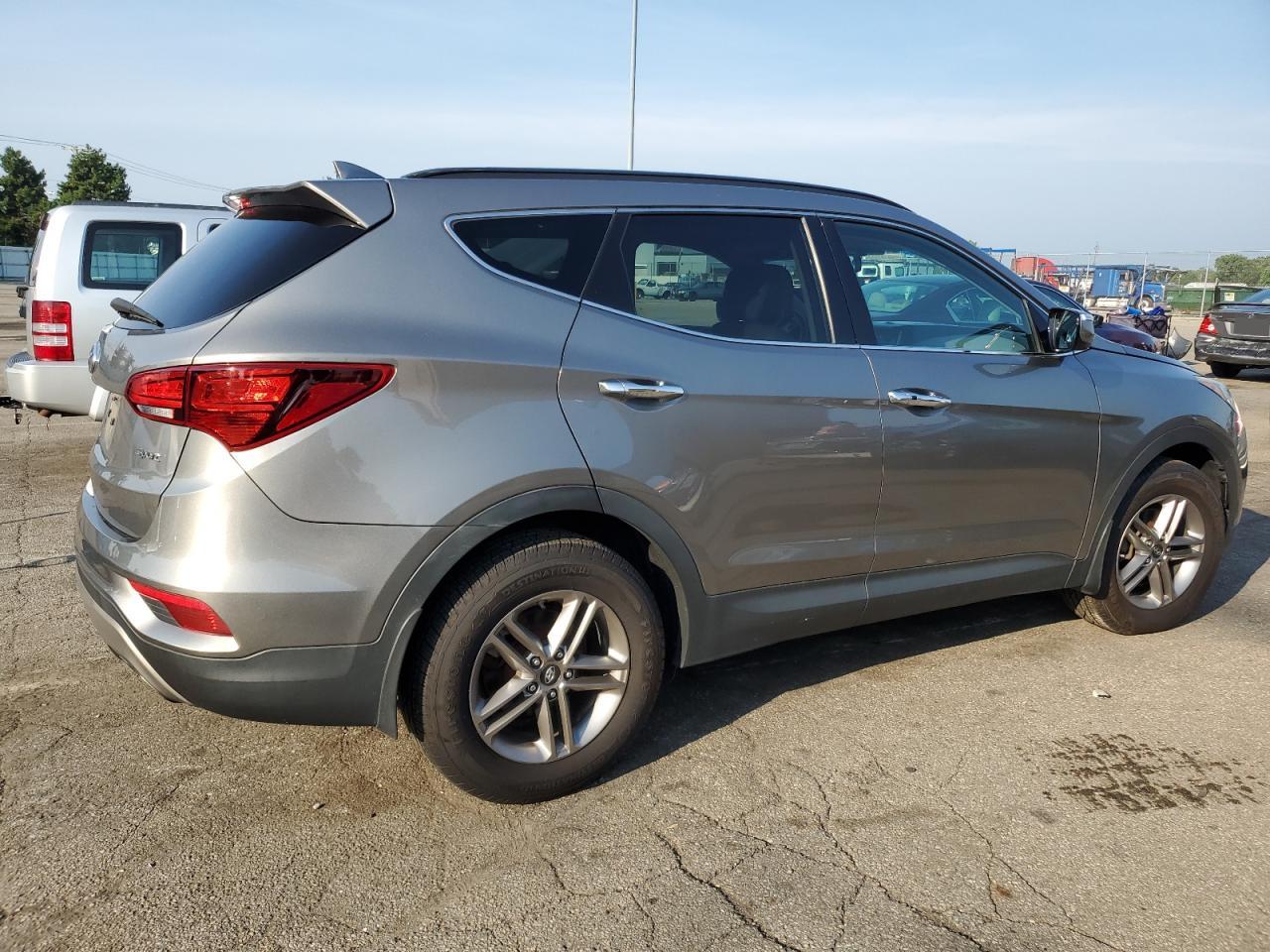 2017 Hyundai Santa Fe at OH - Moraine: 5NMZU3LB4HH