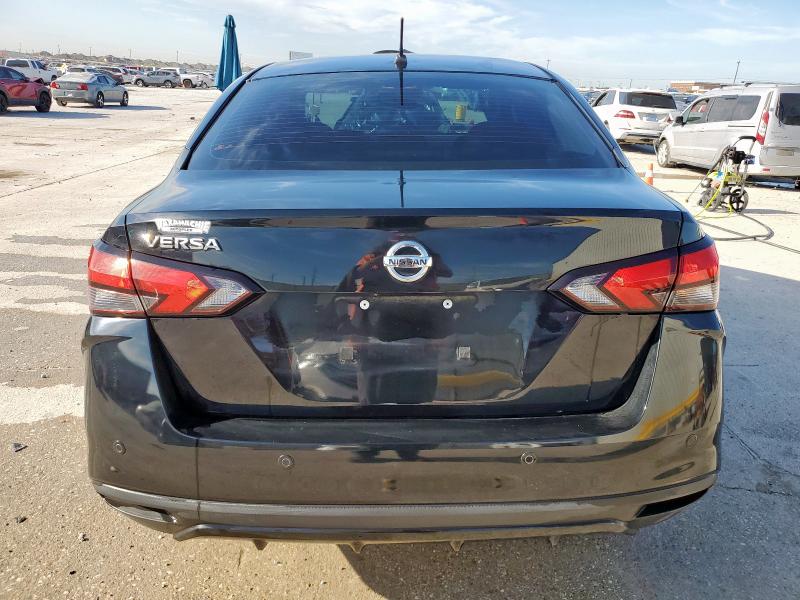 NISSAN VERSA 2020 Черный