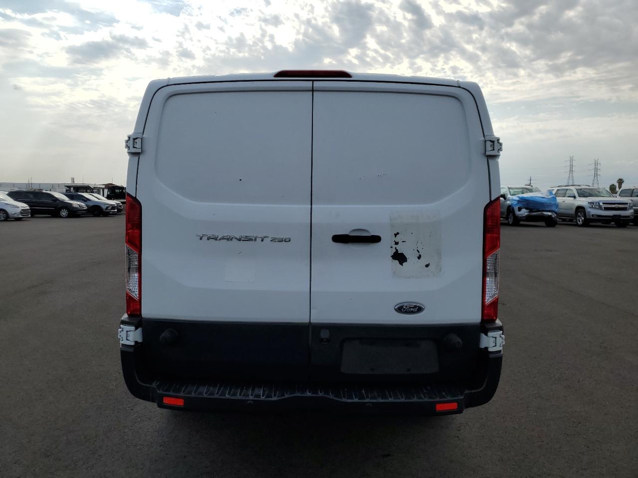 2016 Ford Transit T-250 VIN: 1FTYR2YM2GKA95283 Lot: 94004185