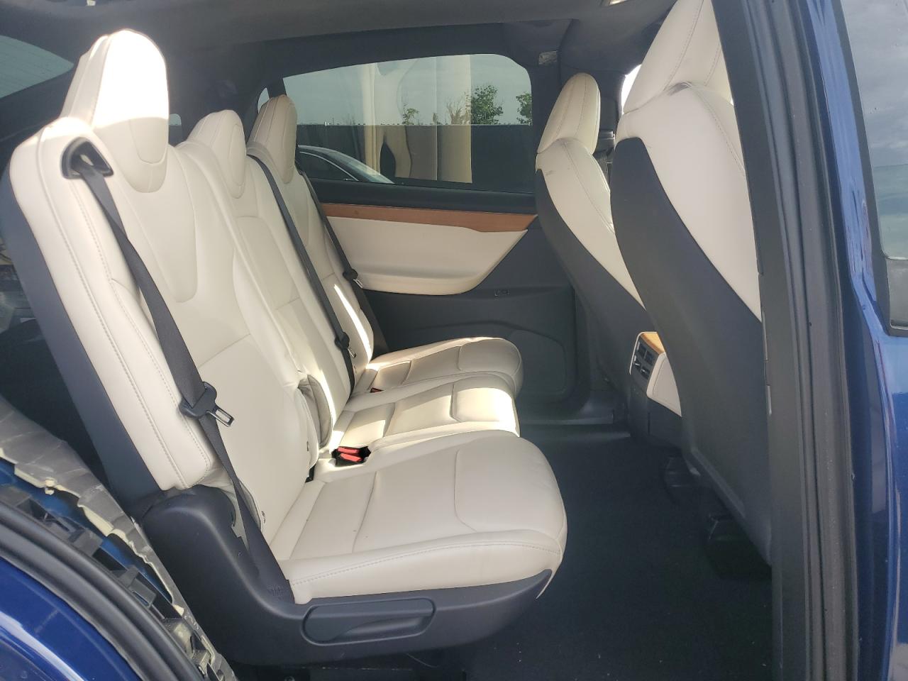 2020 Tesla Model X VIN: 5YJXCDE20LF297896 Lot: 64361025