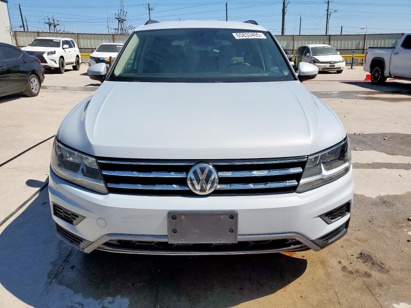  VOLKSWAGEN TIGUAN 2019 Серебристый