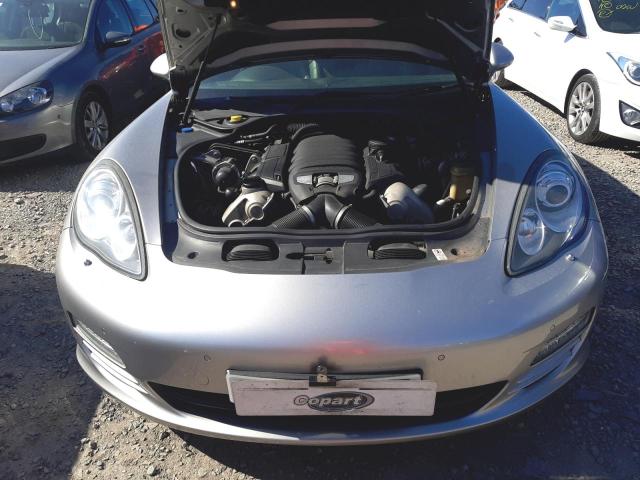 2010 PORSCHE PANAMERA 4