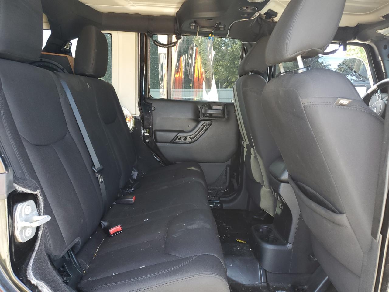 2014 Jeep Wrangler Unlimited Sport VIN: 1C4HJWDGXEL311872 Lot: 63846665