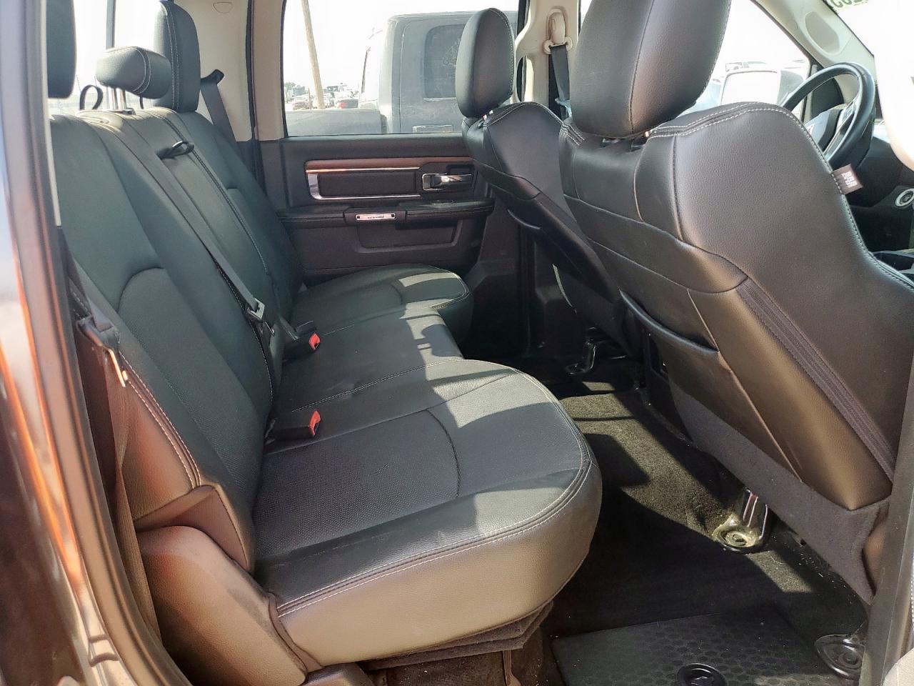 2015 Ram 1500 Laramie VIN: 1C6RR7NT7FS587357 Lot: 62910285