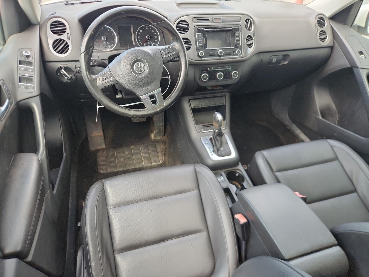 2012 Volkswagen Tiguan S VIN: WVGBV7AX6CW591205 Lot: 64301695