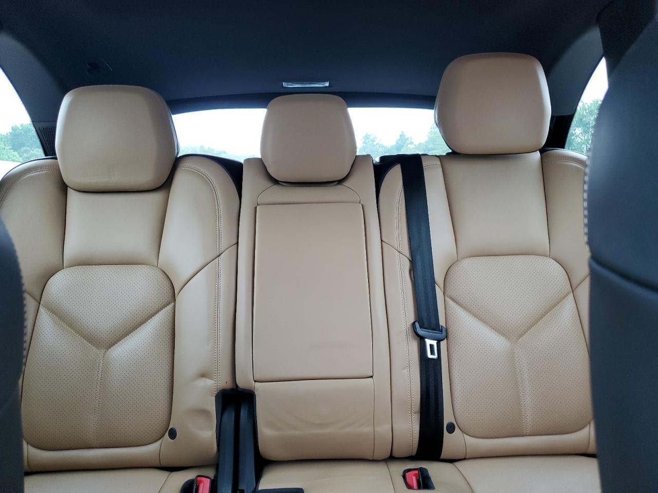 2017 Porsche Cayenne VIN: WP1AA2A25HKA90872 Lot: 65527305