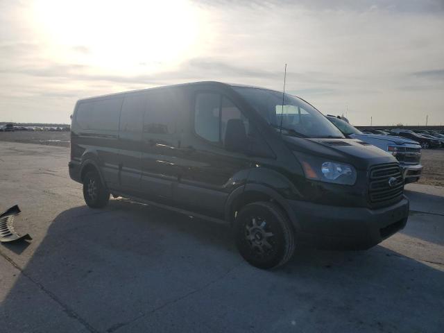 Minivans FORD TRANSIT 2017 Zielony